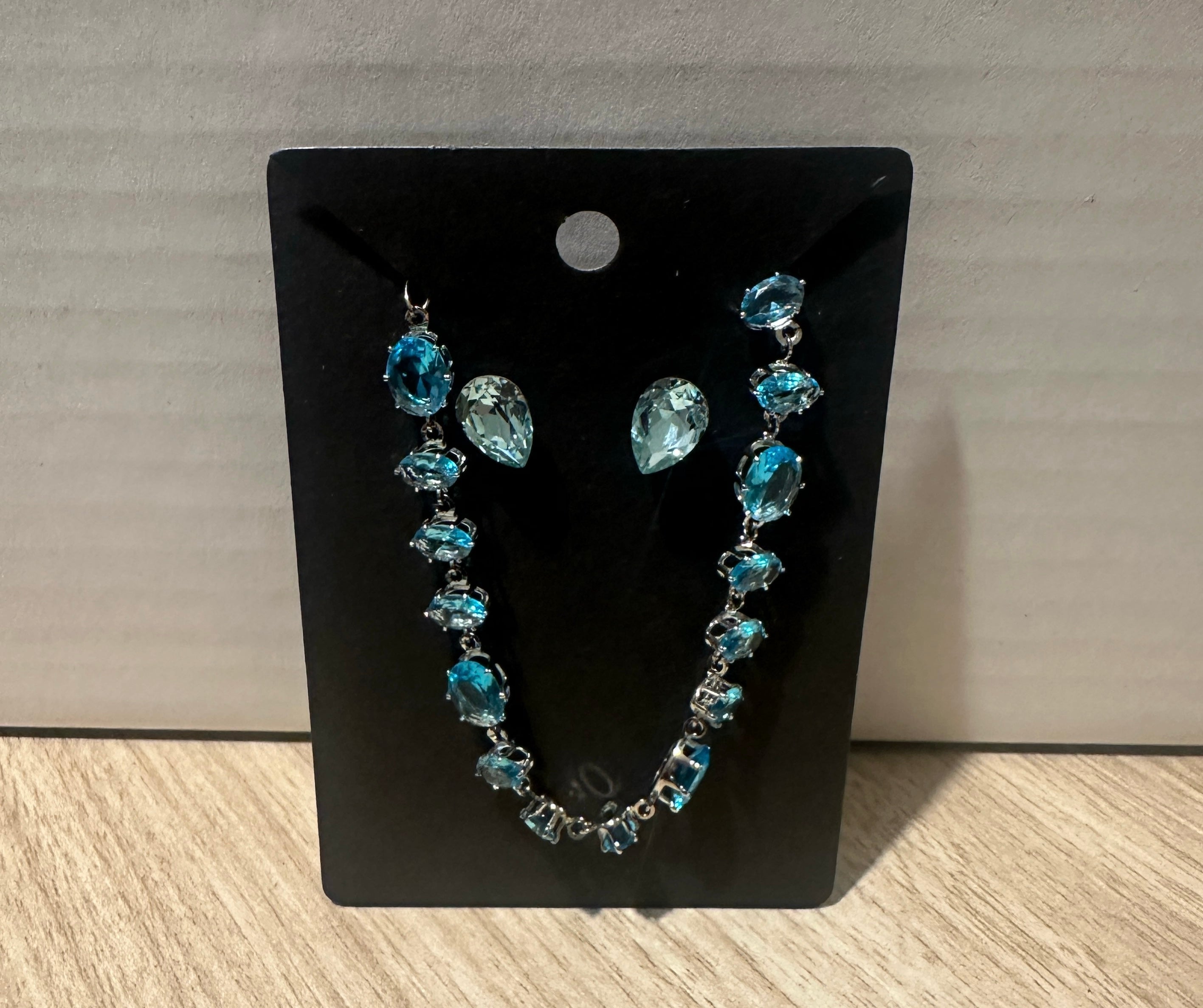 Blue teardrops